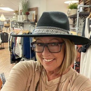 Meet your Posher, Diane